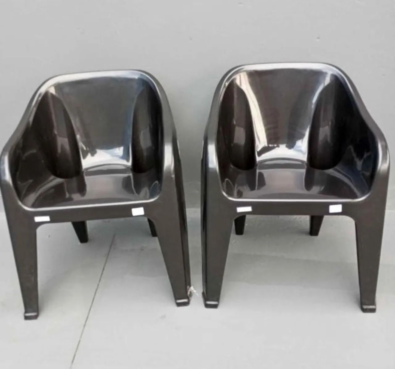 Cadeira poltrona Arqplast suporta 154 kilos - Foto 2