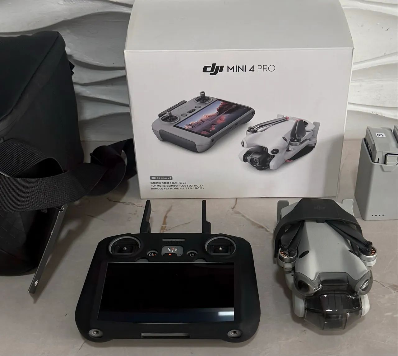 DJI MINI 4 PRO COMBO FLY MORE PLUS