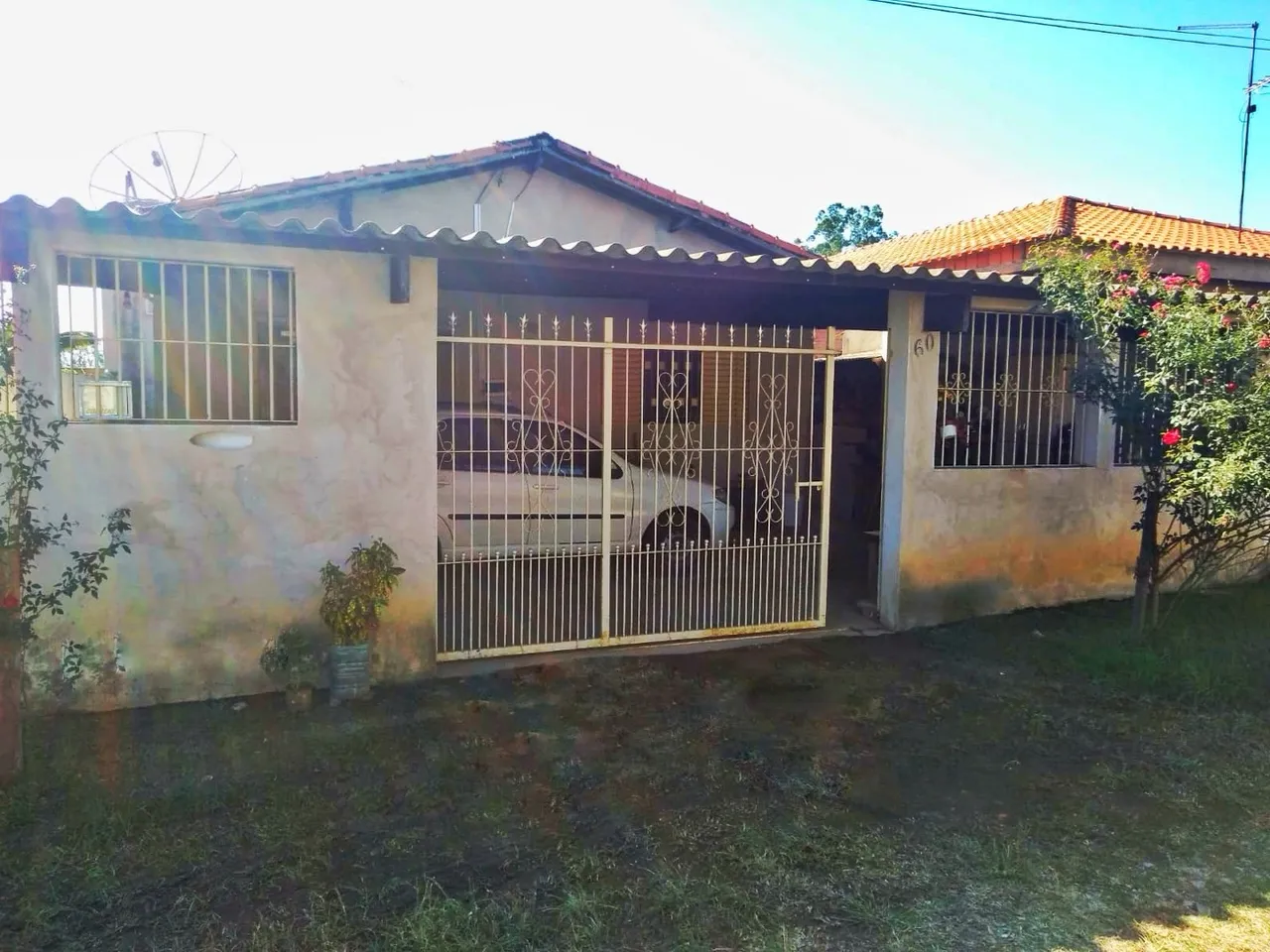 Vende-se casa na cidade de Conchas, SP
