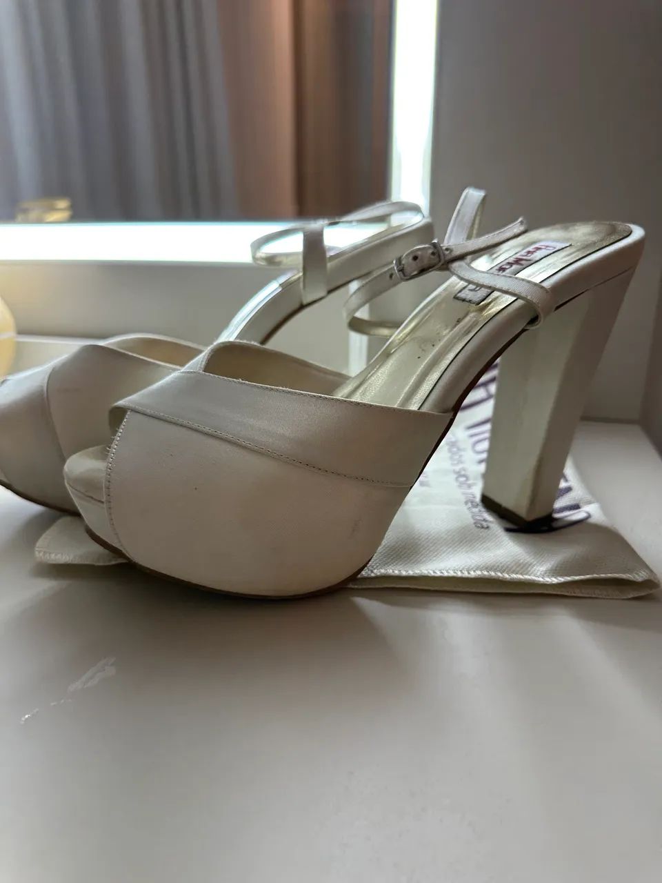 Sandália Off White - Salto 12 cm - Foto 4