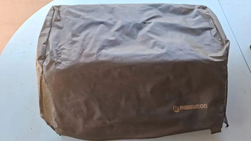 Máquina De Escrever antiga Remington Alfa - Foto 3