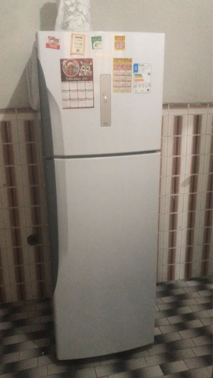 Vendo geladeira Panasonic 
