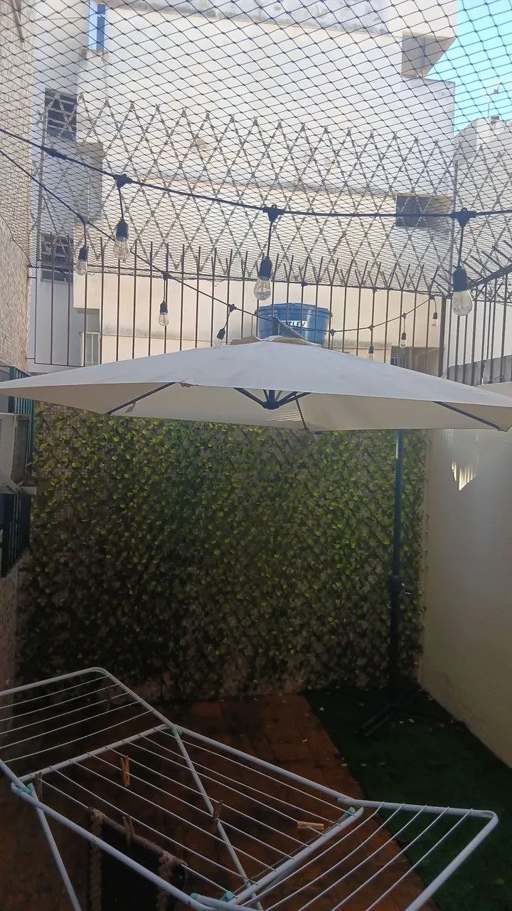 Ombrelone Summer 3m com Base  suspenso com manivela desmontado cabe no carro - Foto 2