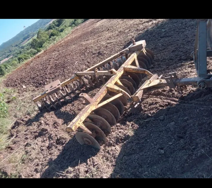 Grade de disco agrícola para trator