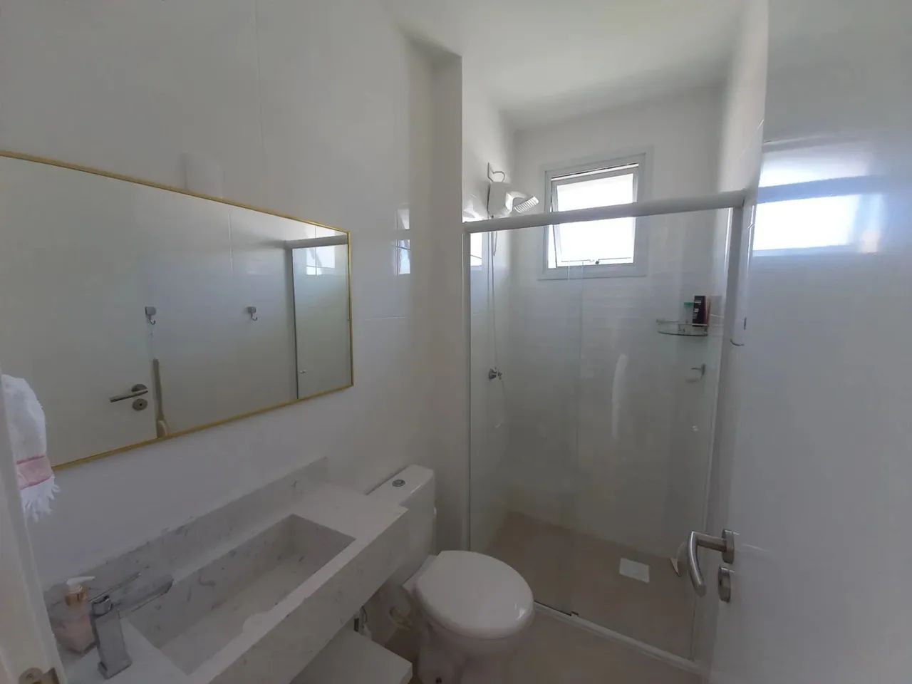 Apartamento ingleses 2Dorm(Suite), área nobre próximo a praia - Foto 5
