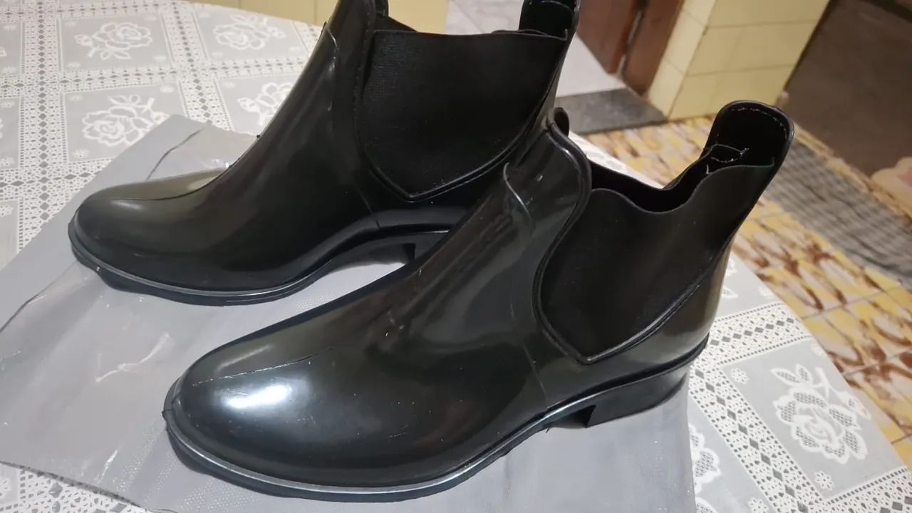 Melissa Chelsea boot 