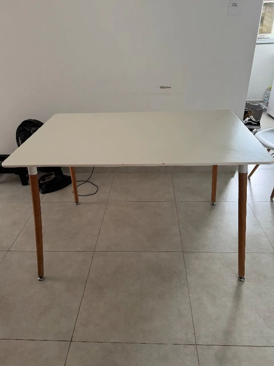 Mesa de jantar quadrada - Foto 2