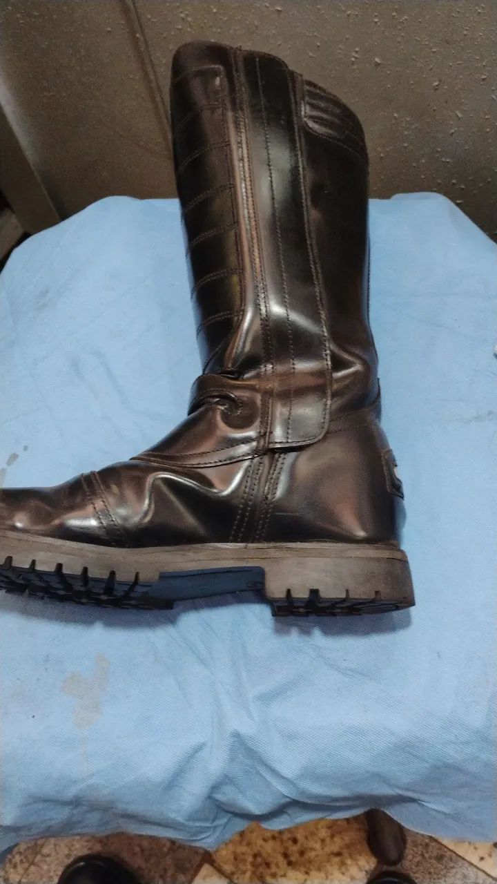 Bota de Motociclista Preta - Foto 3