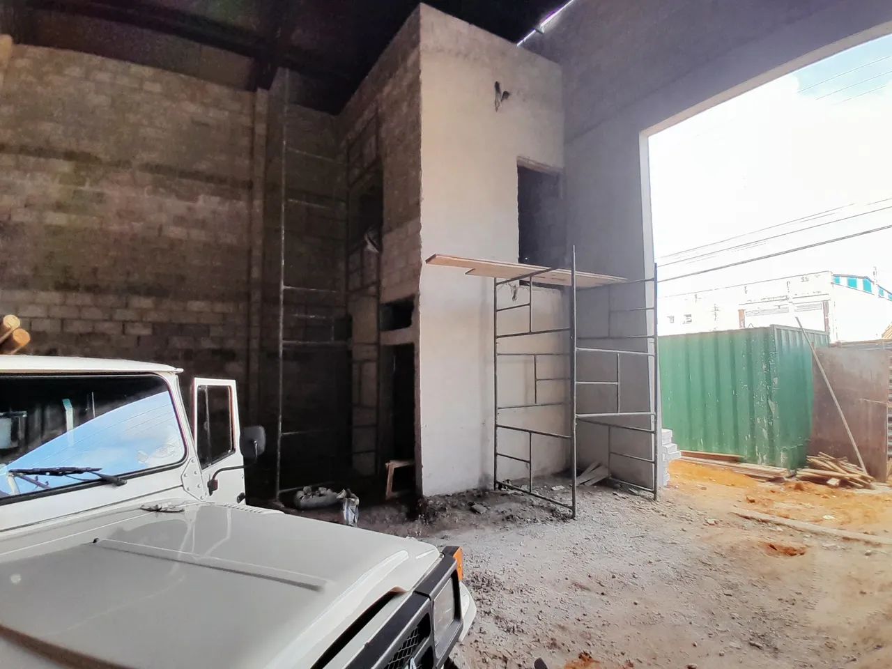 Galpão  300m² pé direito 9m², proximo a via Dutra  em Jardim Eulália - Taubaté - SP para l - Foto 5