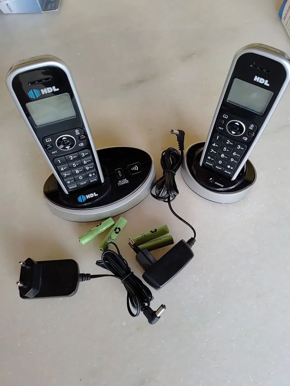 Kit with 2 HDL Cordless Phones - Base + Chargers + Batteries - Working
64294633941890120