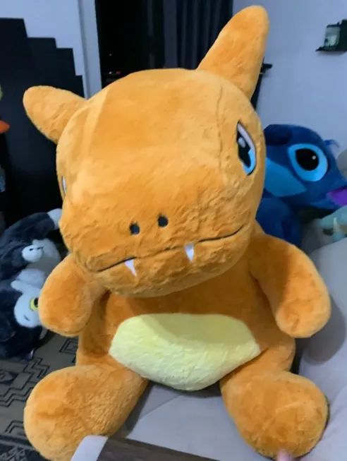 bicho de pelucia pokemon charizard  - Foto 2