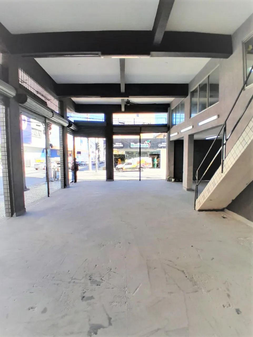 Loja de Esquina c/ Aprox. 150m² - 25 de Agosto - D.Caxias - Foto 2
