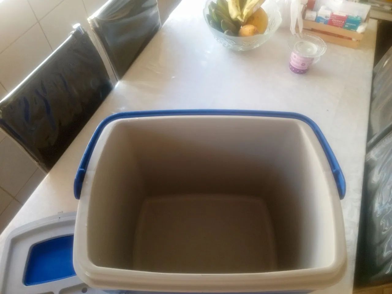 Caixa Térmica Soprano 32 Litros - Foto 4