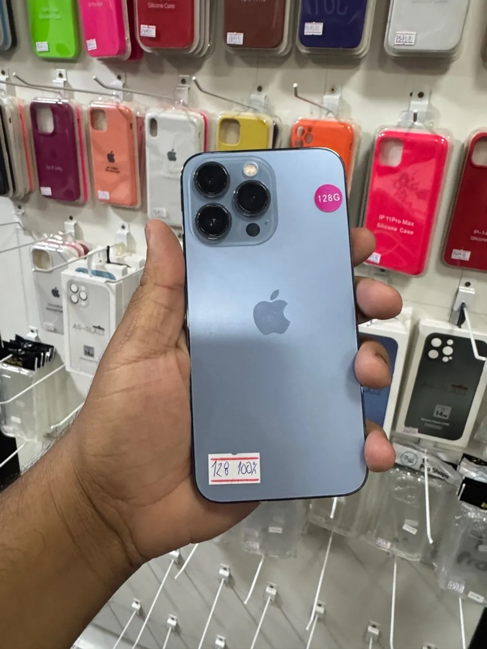 Novidade em loja de vitrine iPhone 13 pro