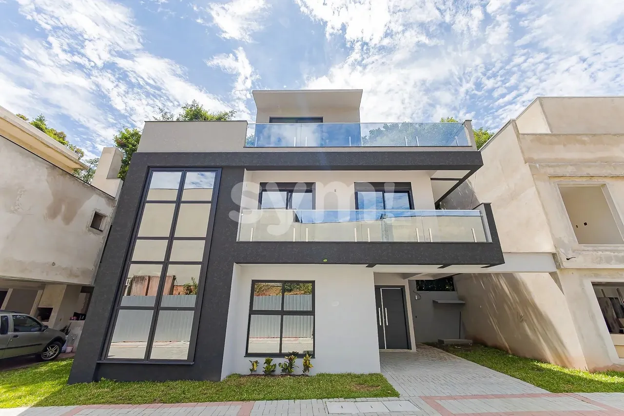Casa em Condomínio Santa Felicidade