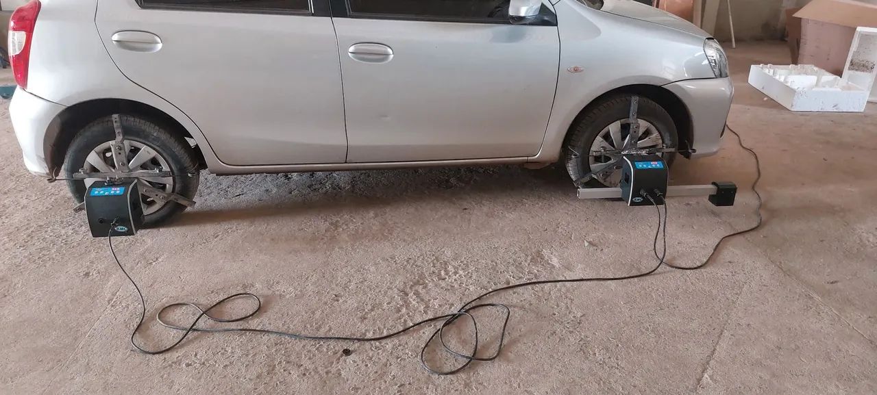 Equipamento de alinhamento computadorizado de veículos  - Foto 6