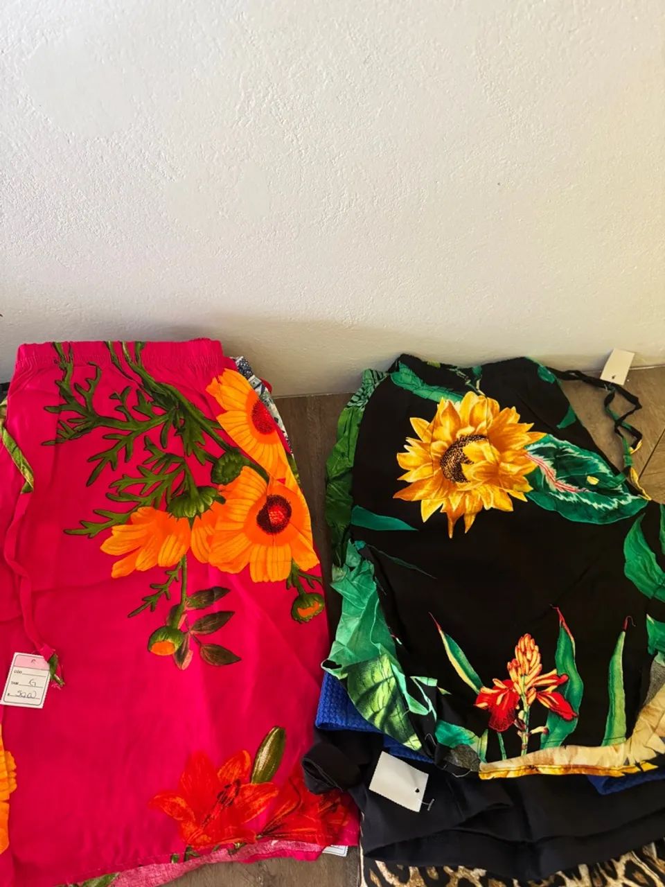 Shorts estampados - Floridos e estilosos! Fechando loja ótimo preço 