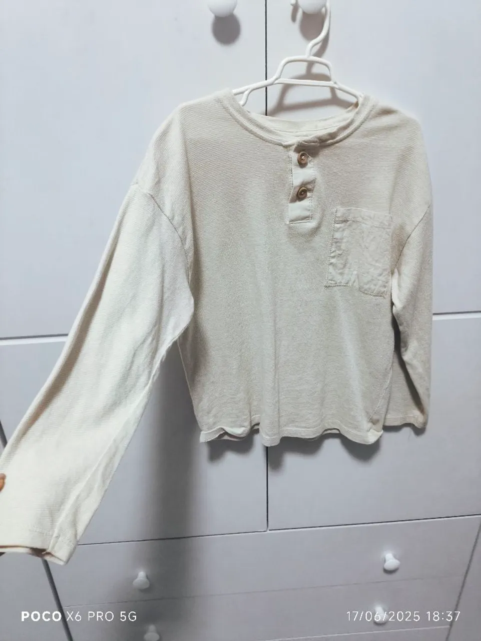 Camiseta Manga Longa Infantil Bege