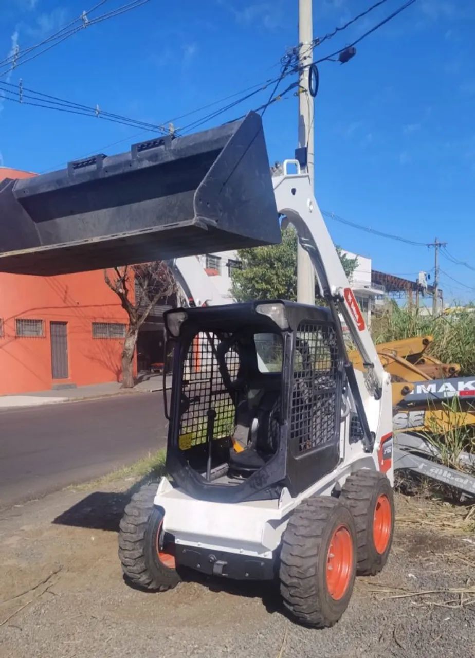 Mini carregadeira Bob cat 450 - Foto 4