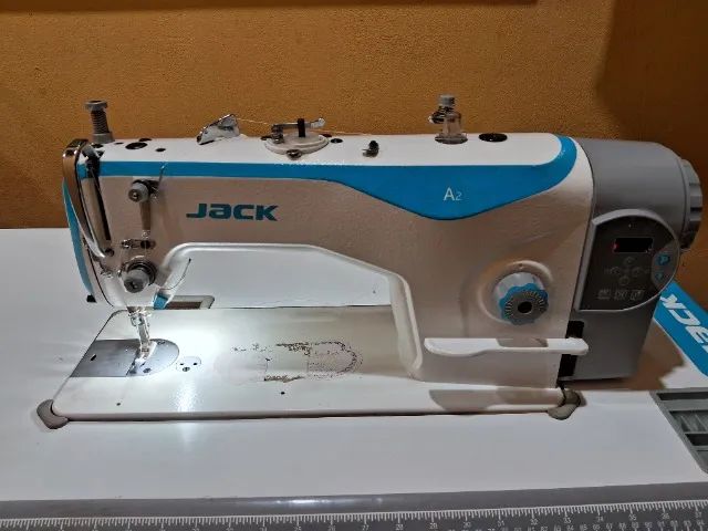 Máquina Reta Eletrônica Jack A2 Direct Drive com Corte De Linha - COMPLETA (220v)