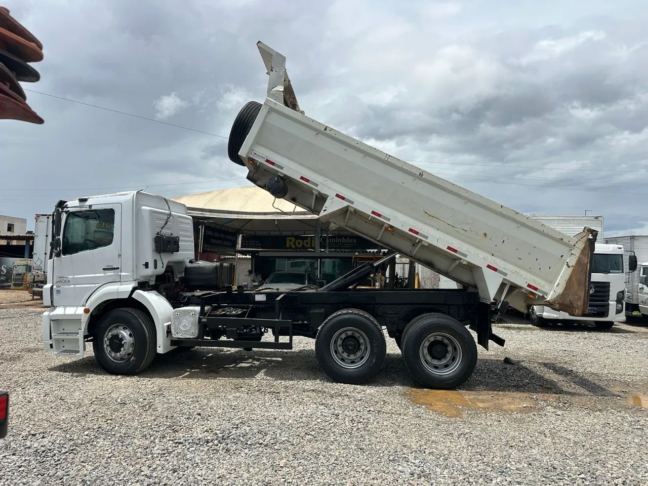 Mercedes Benz 2533 ano:2006 Caçamba pronto pra trabalhar  - Foto 8