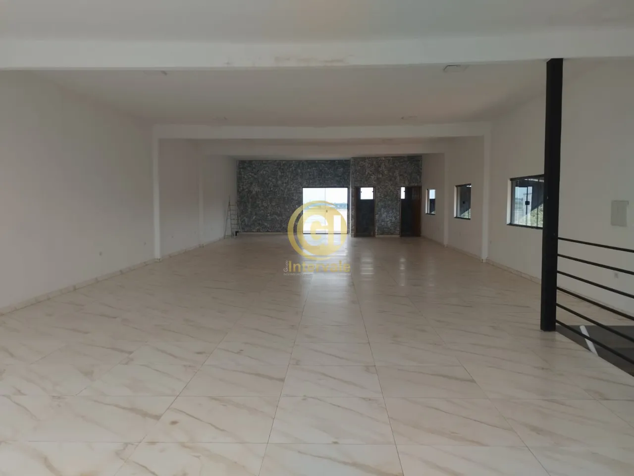 SALÃO COMERCIAL PARA LOCAÇÃO EM SAO JOSE DOS CAMPOS,NO BAIRRO FLORESTA.