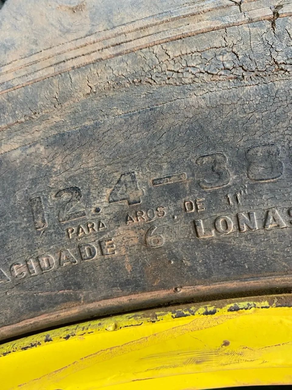 Par Aro 38 trator John Deere com pneus 12.4-38 - Foto 2