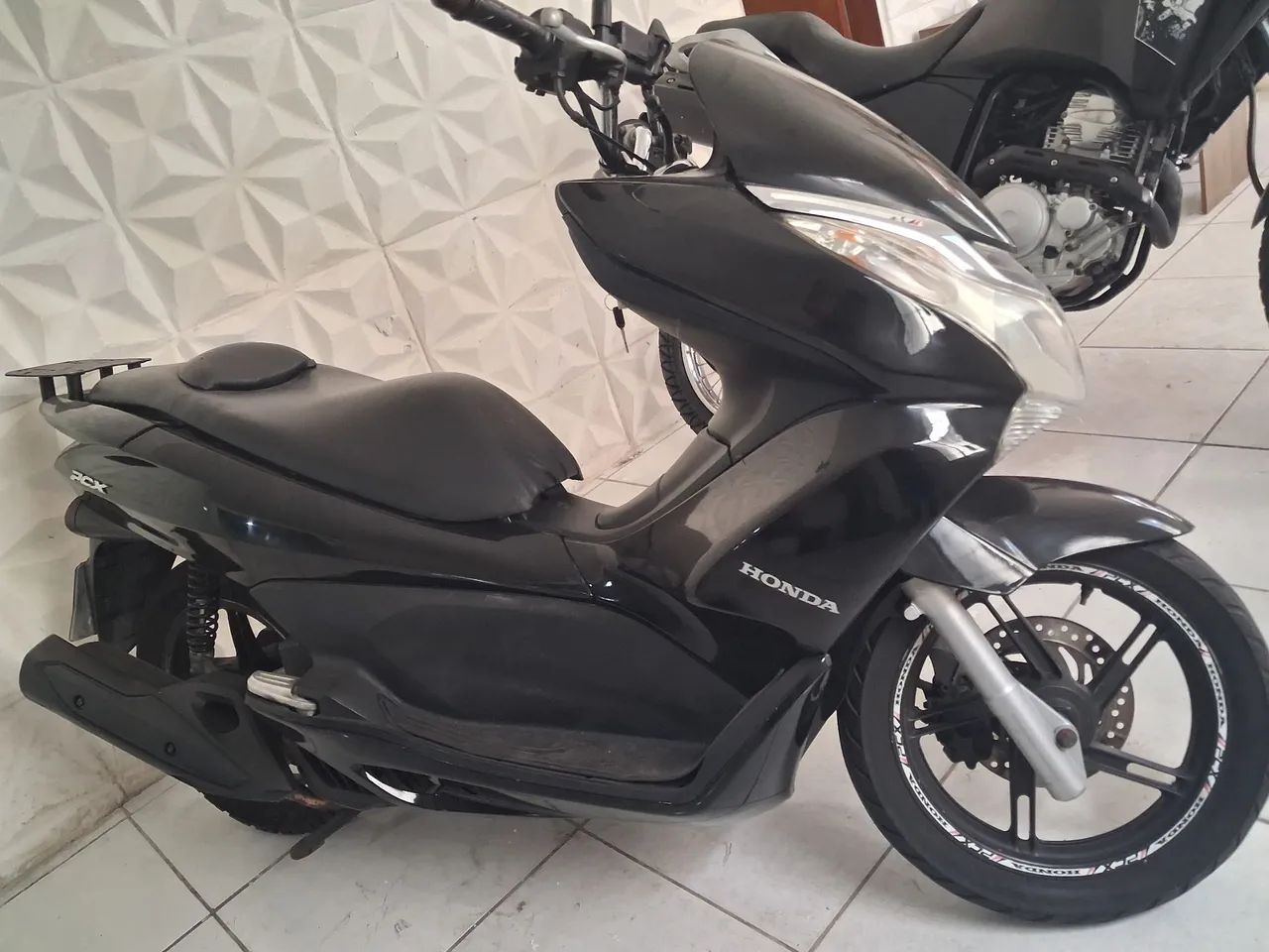 Honda 150/dlx 2015 - 1460192636 | OLX