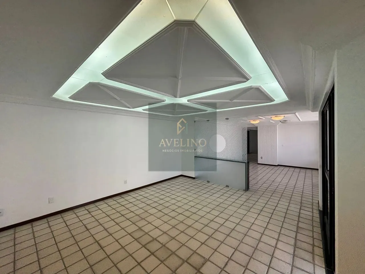 Apartamento Cobertura Duplex em Aflitos, Recife/PE