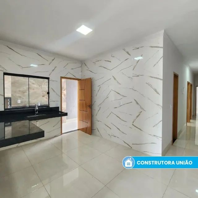 casa em santa adelia