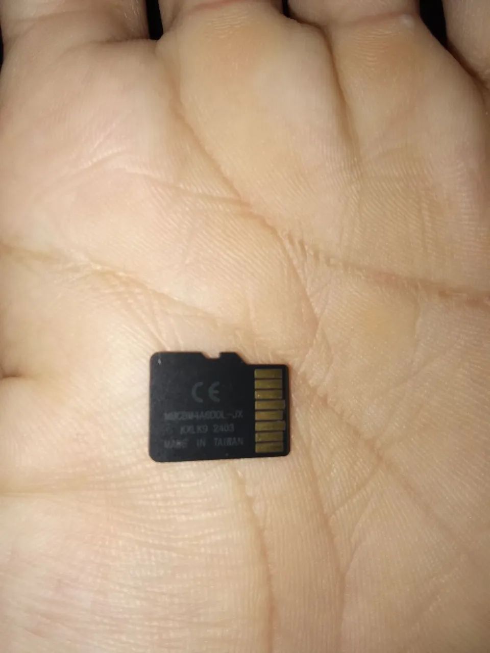 MicroSDXC 128GB Card64286147147137121