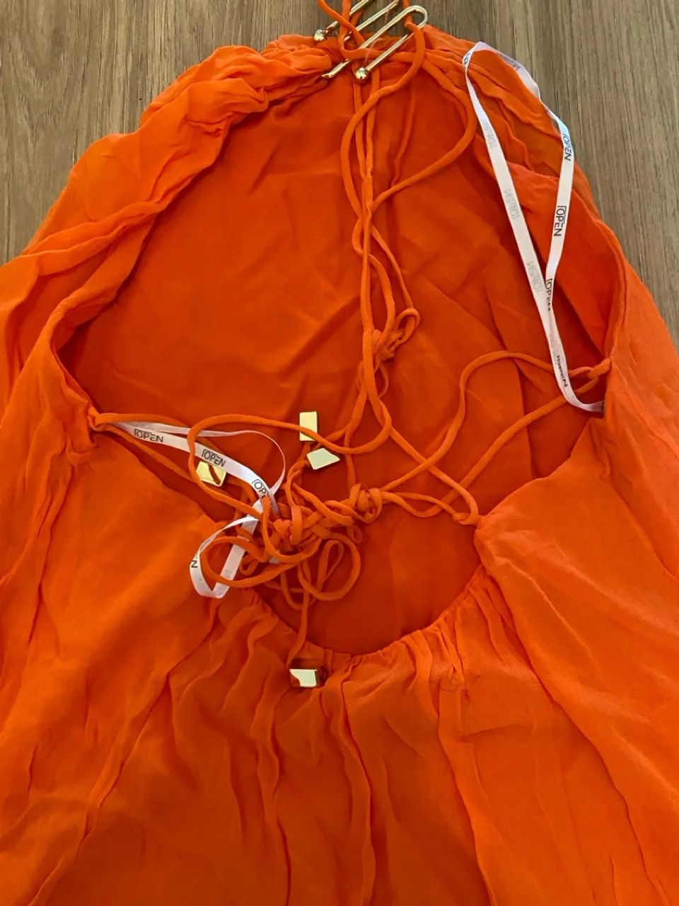 Vestido Laranja OPEN- TAM P  - Foto 3