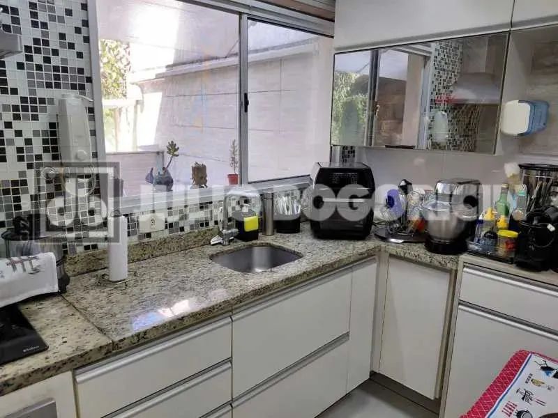 Freguesia casa em Condominio Duplex 5 quartos 1 suíte. Infra total.Segurança 24hs!Localiza - Foto 11