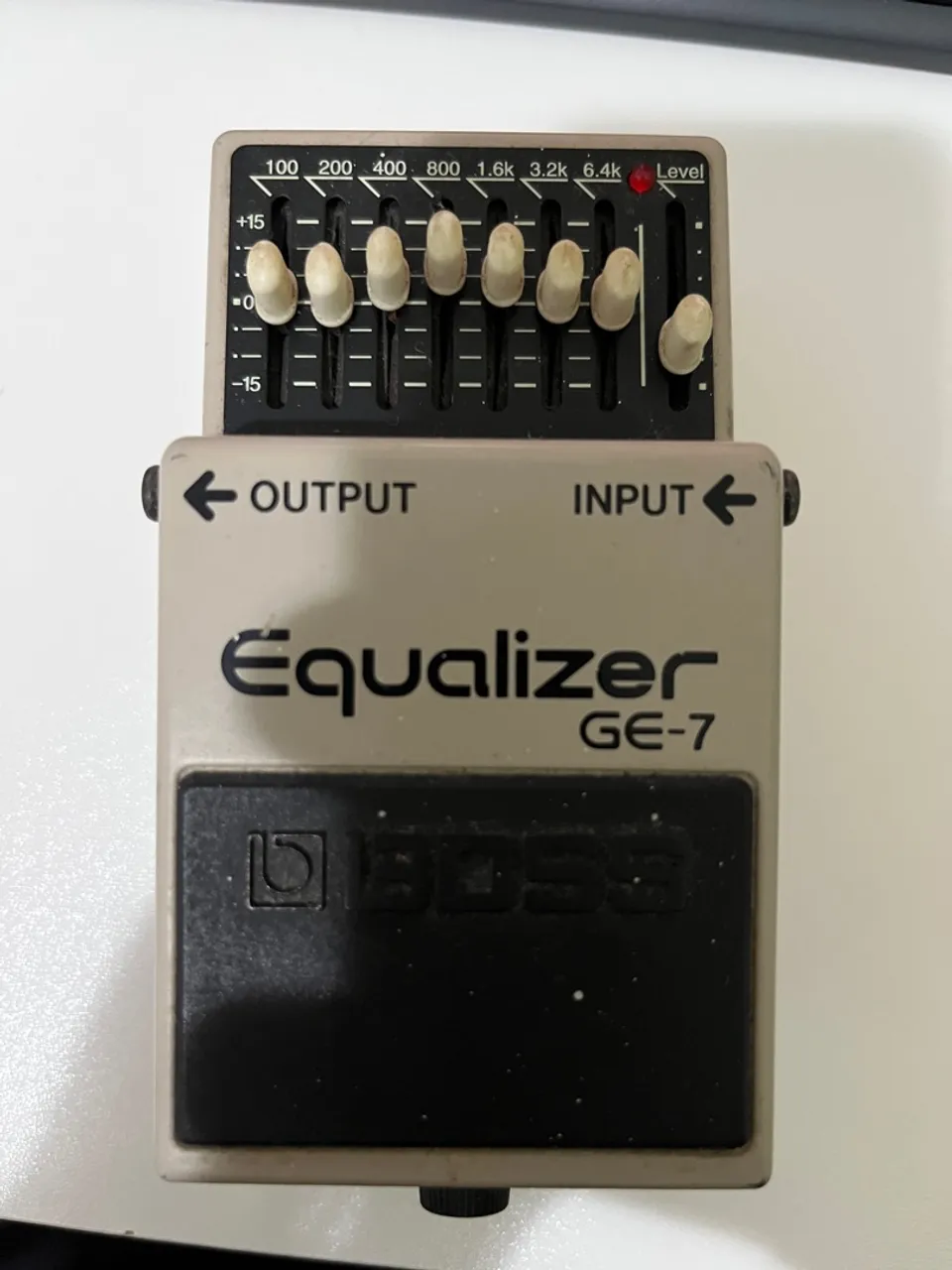Pedal de Guitarra Boss GE-7 Equalizador