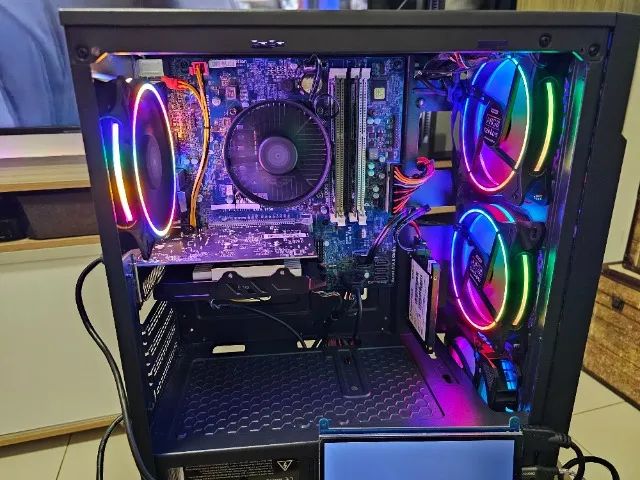 Computador Gaming Intel OPORTUNIDADE! Ram 8gb 4a geração Core I5 SSD RGB!