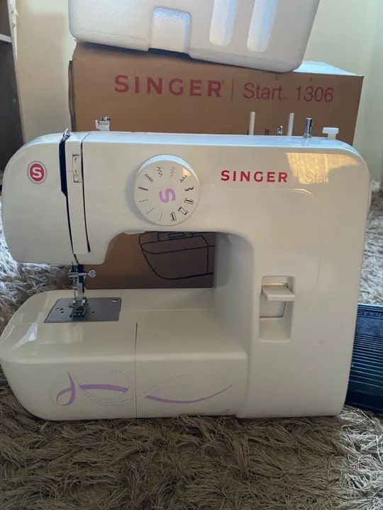 Máquina de costura Singer Start 1306 