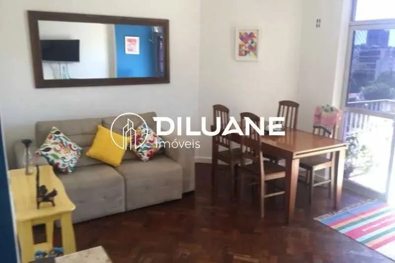 Apartamento - / Residencial / Botafogo