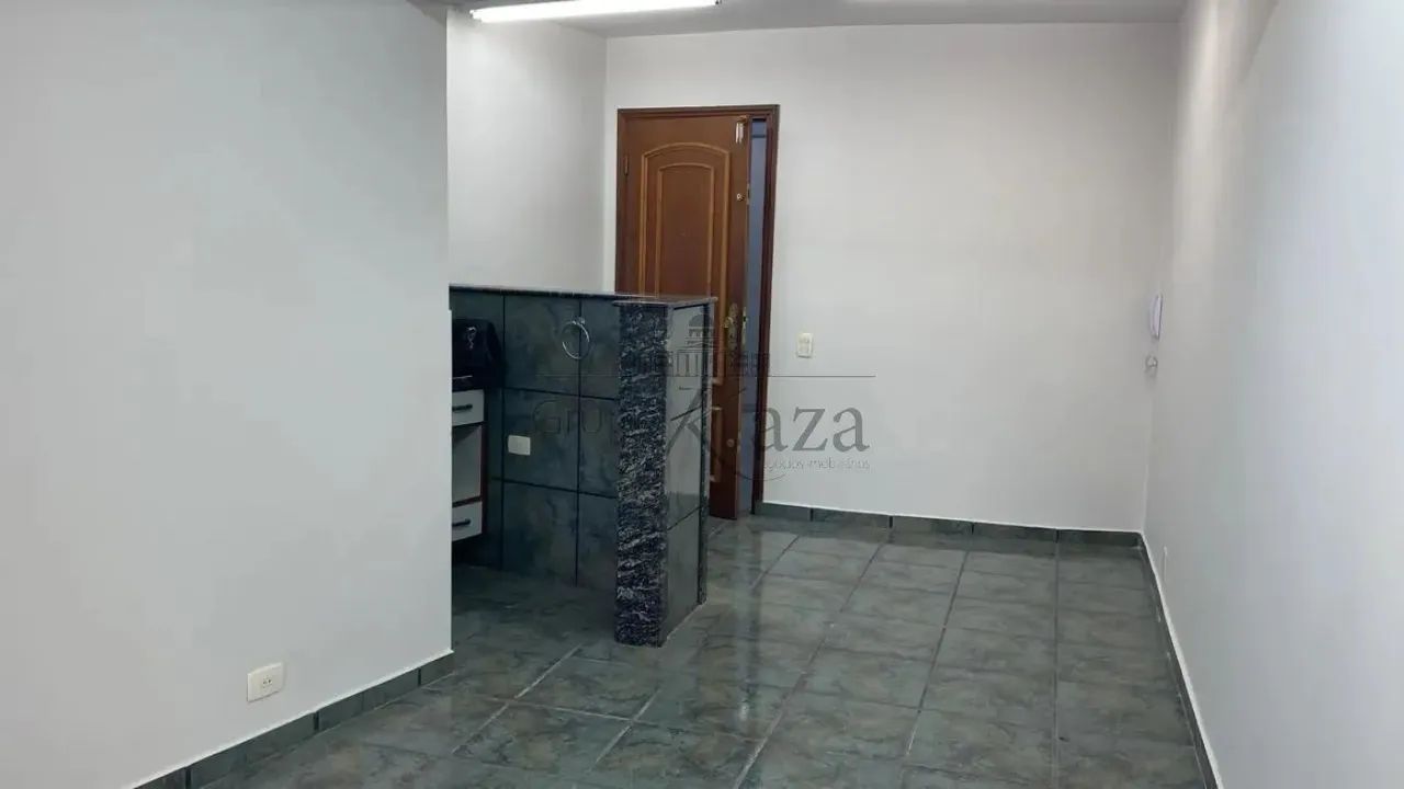 Oportunidade - Sala Comercial - Centro - Edifício Saint James - 45m². - Foto 5