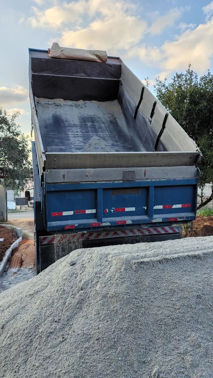 Areia , pedra , pedriscos , pó de pedra , bgs , boca corrida , calcário o melhor preço da  - Foto 4
