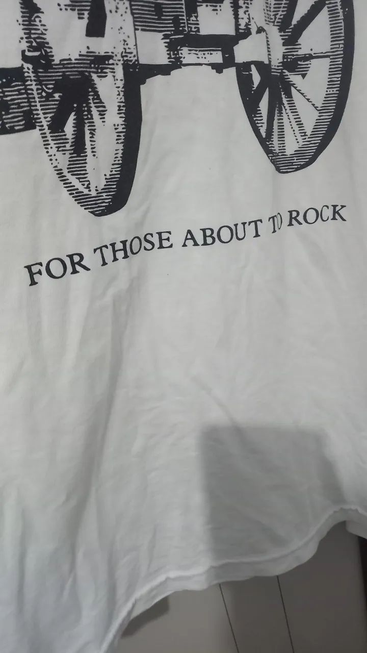 Camiseta AC/DC - For Those About to Rock - Foto 5