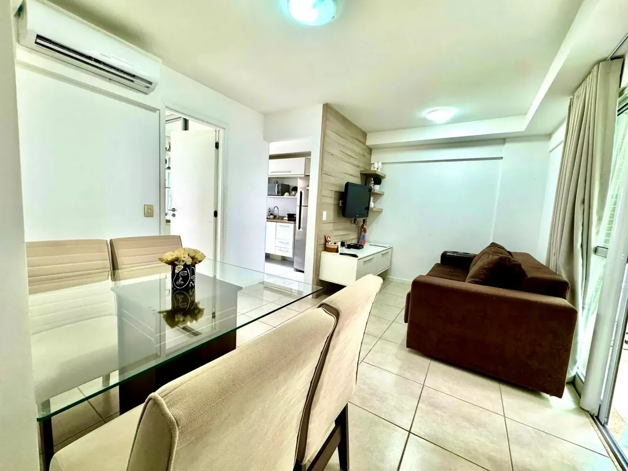 vendo quarto e sala no JTR