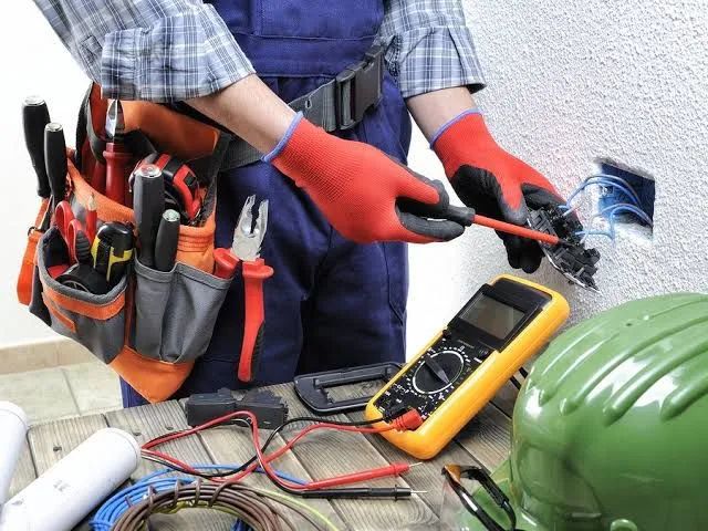 Eletricista alta, média e baixa tensão  - Foto 5