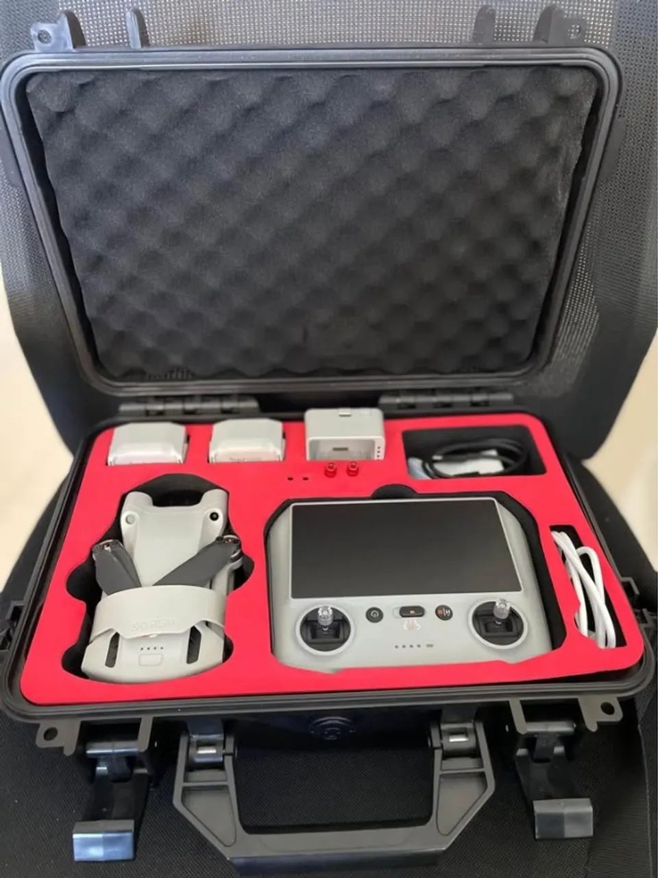 Drone DJI Mini 3 Pro Fly More Combo + RC (Tela) - 2 Baterias - Impecável - Foto 4