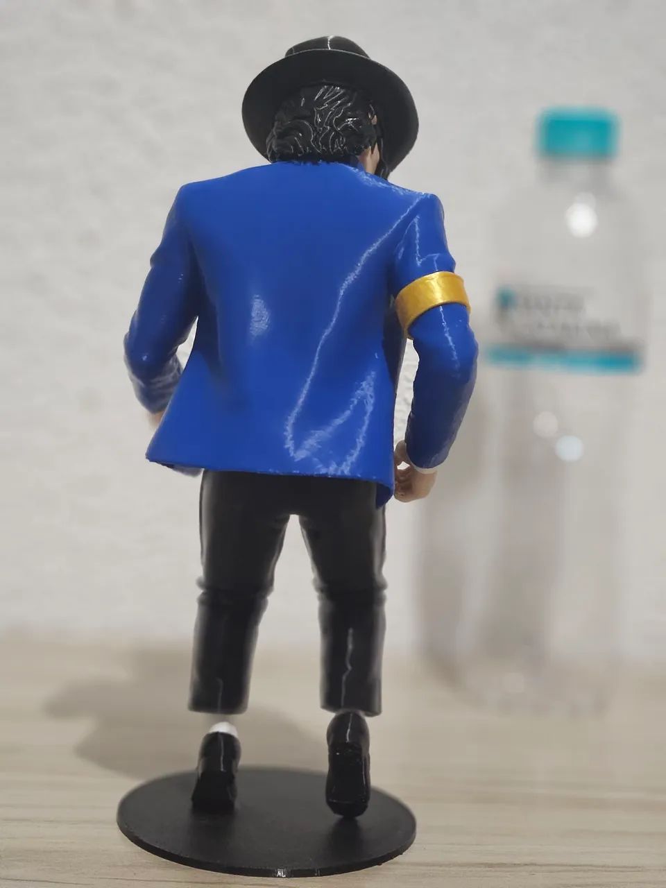 Estatueta de Michael Jackson para coleção - Foto 3