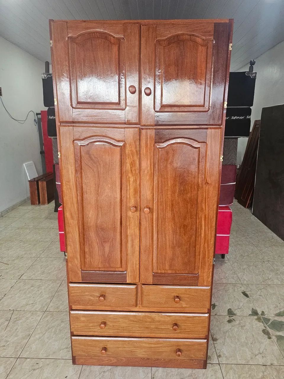 Guarda roupa usado de macacauba 