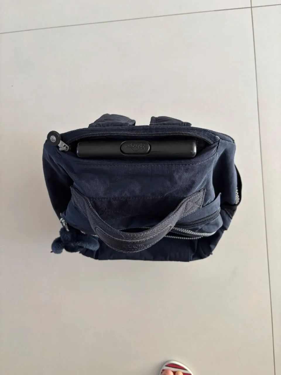Mochila Kipling com Rodinhas - Original, Prática, Resistente, Espaçosa e Confortável - Foto 3