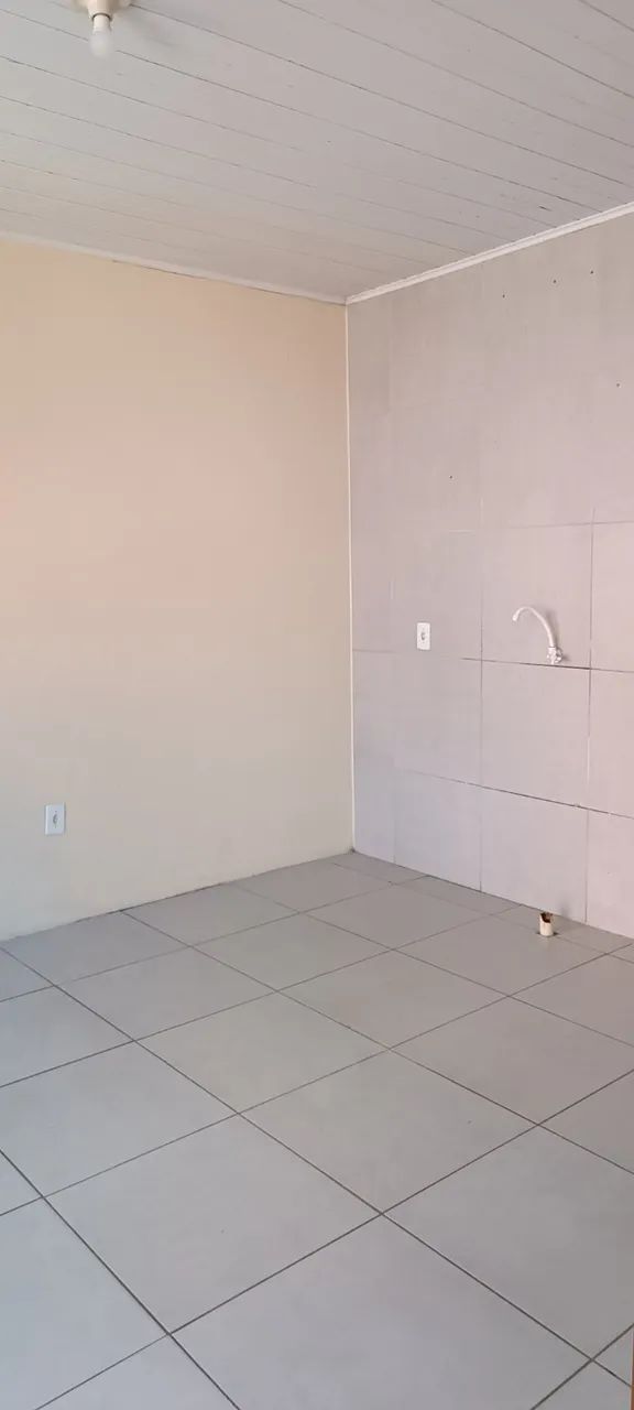 Casa no Monte Cristo: 1 quarto, cozinha, 2 banheiros e garagem - Foto 4