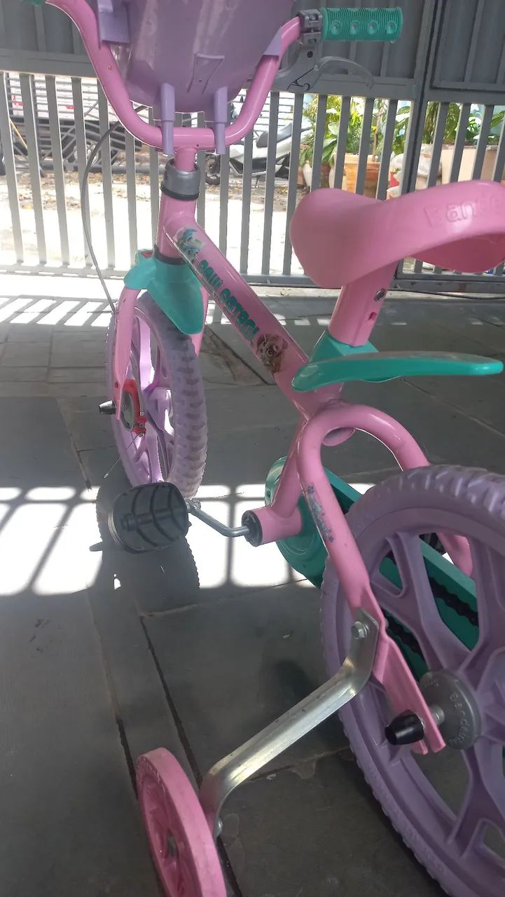 Bicicleta infantil aro 12 - Foto 4