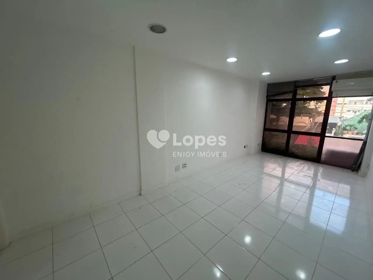 Sala em Barra da Tijuca, Rio de Janeiro - Foto 2