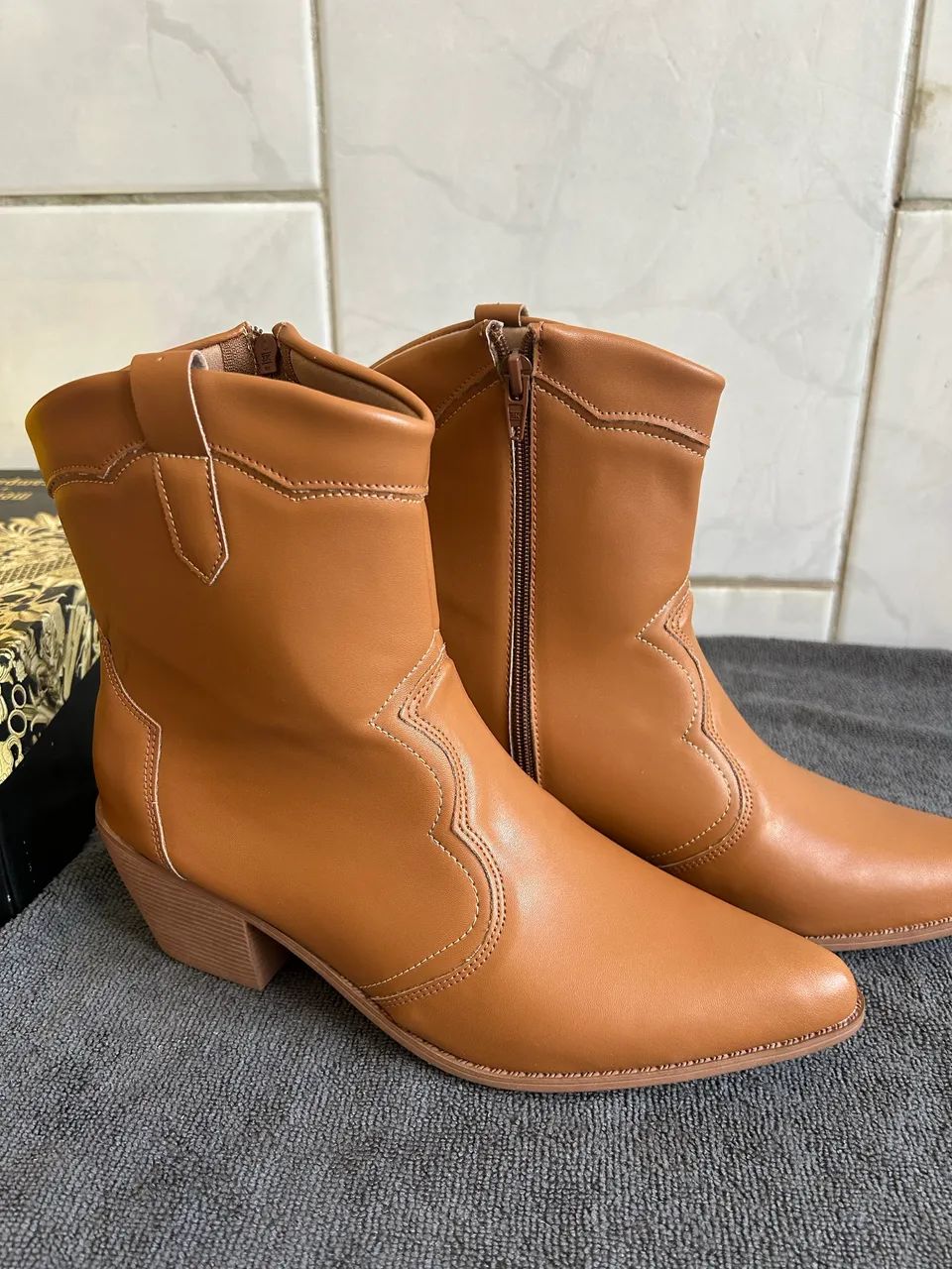 Bota  - Foto 4